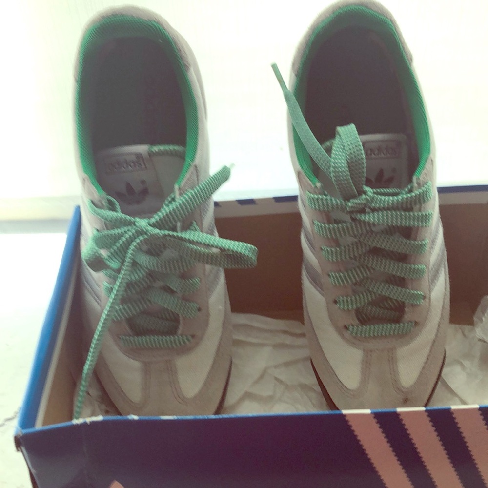 Sneakers